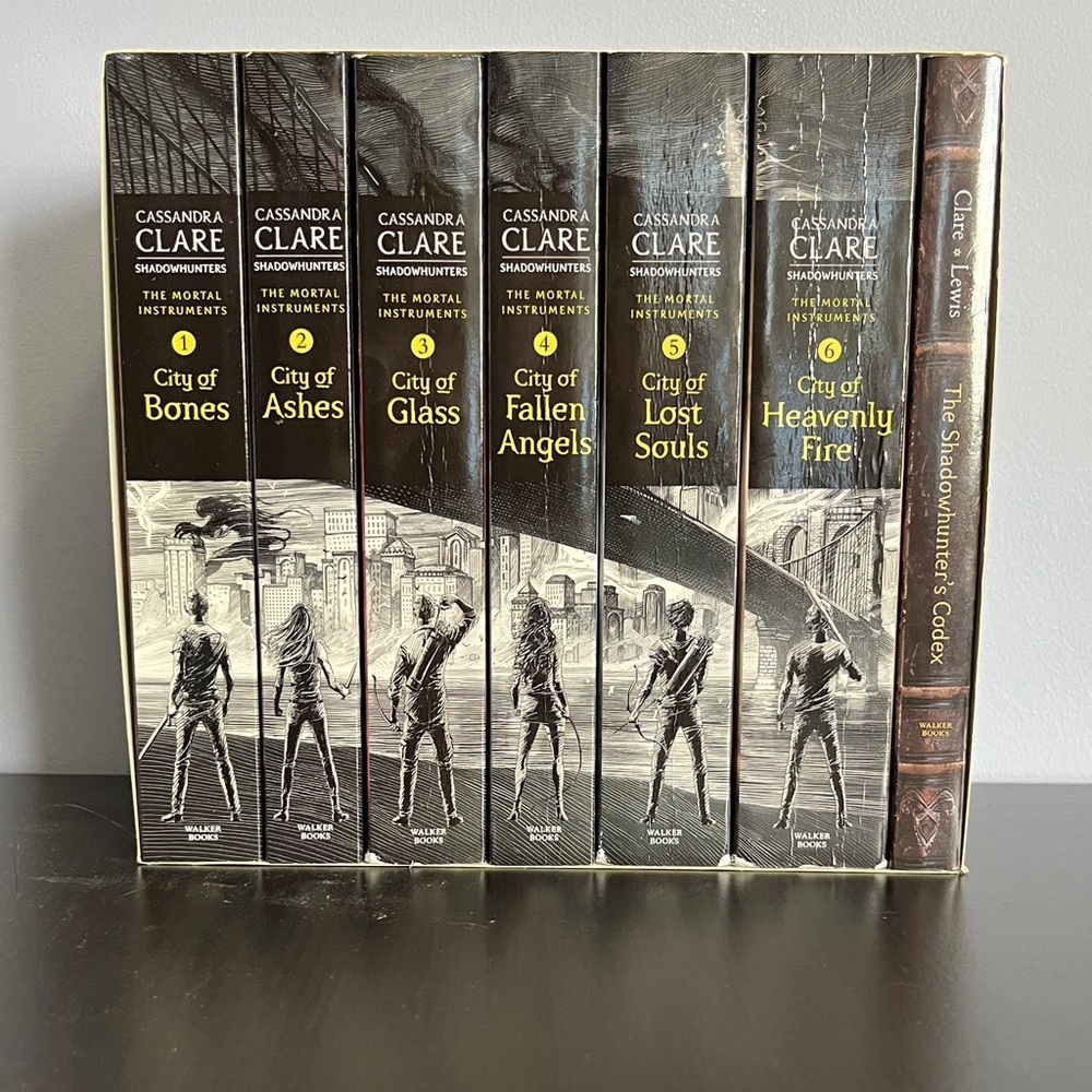Fantasy Novels Shadowhunters Series 7-Book Boxed Set Fiction Cassandra Clare